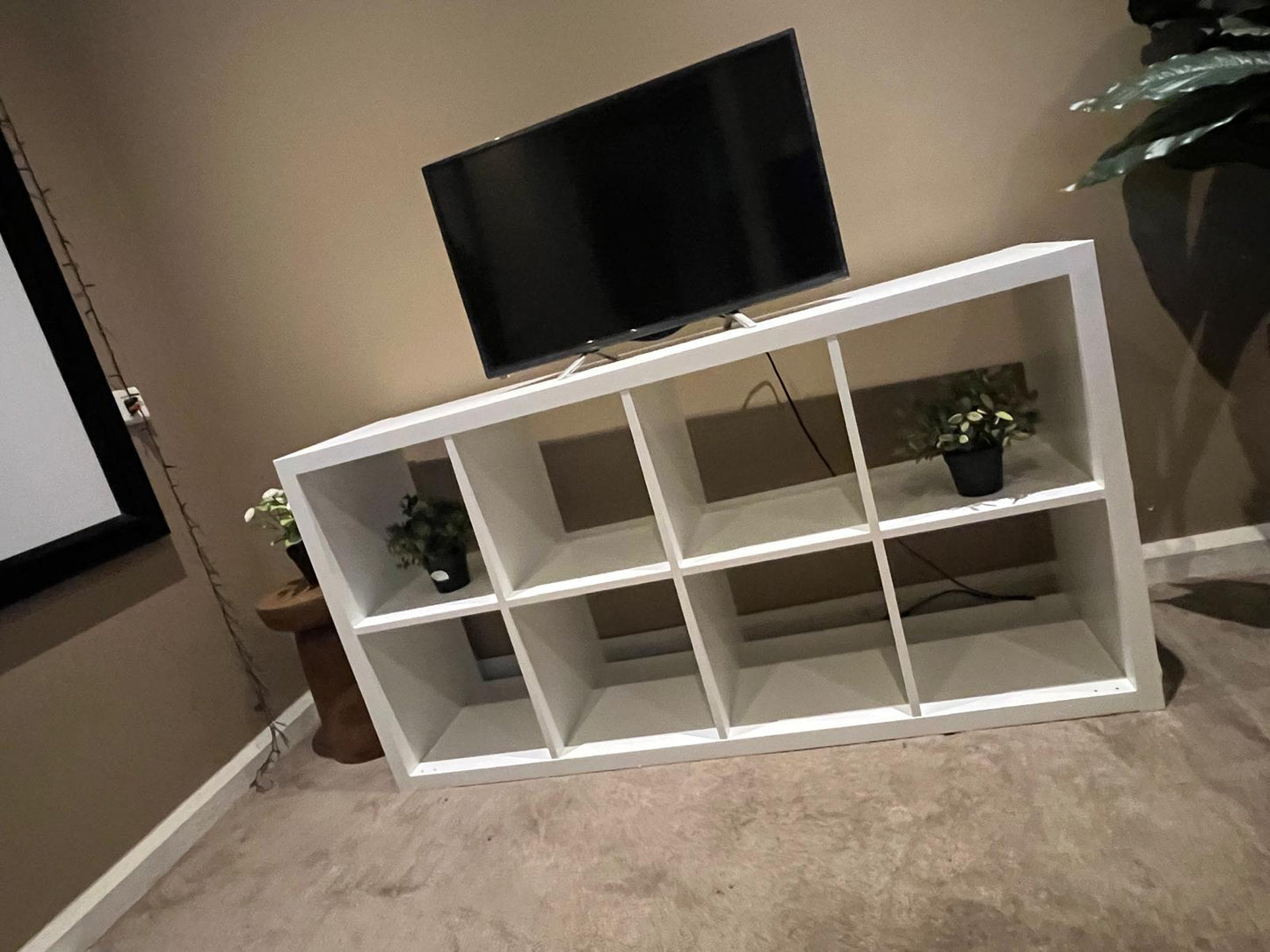 8-Cube White Storage Shelf – Versatile & Minimalist