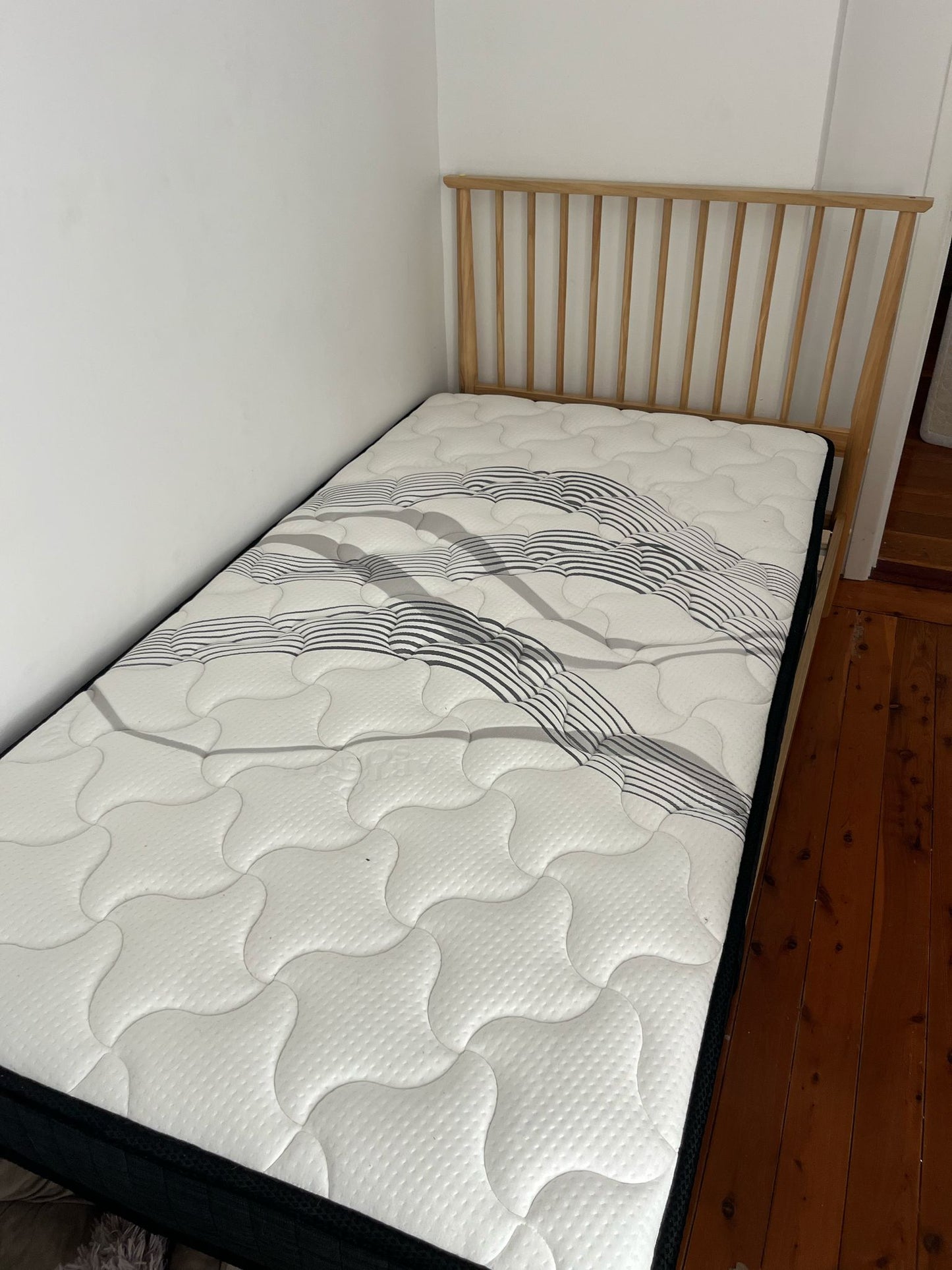 🛏️ King Single Bed – Like New