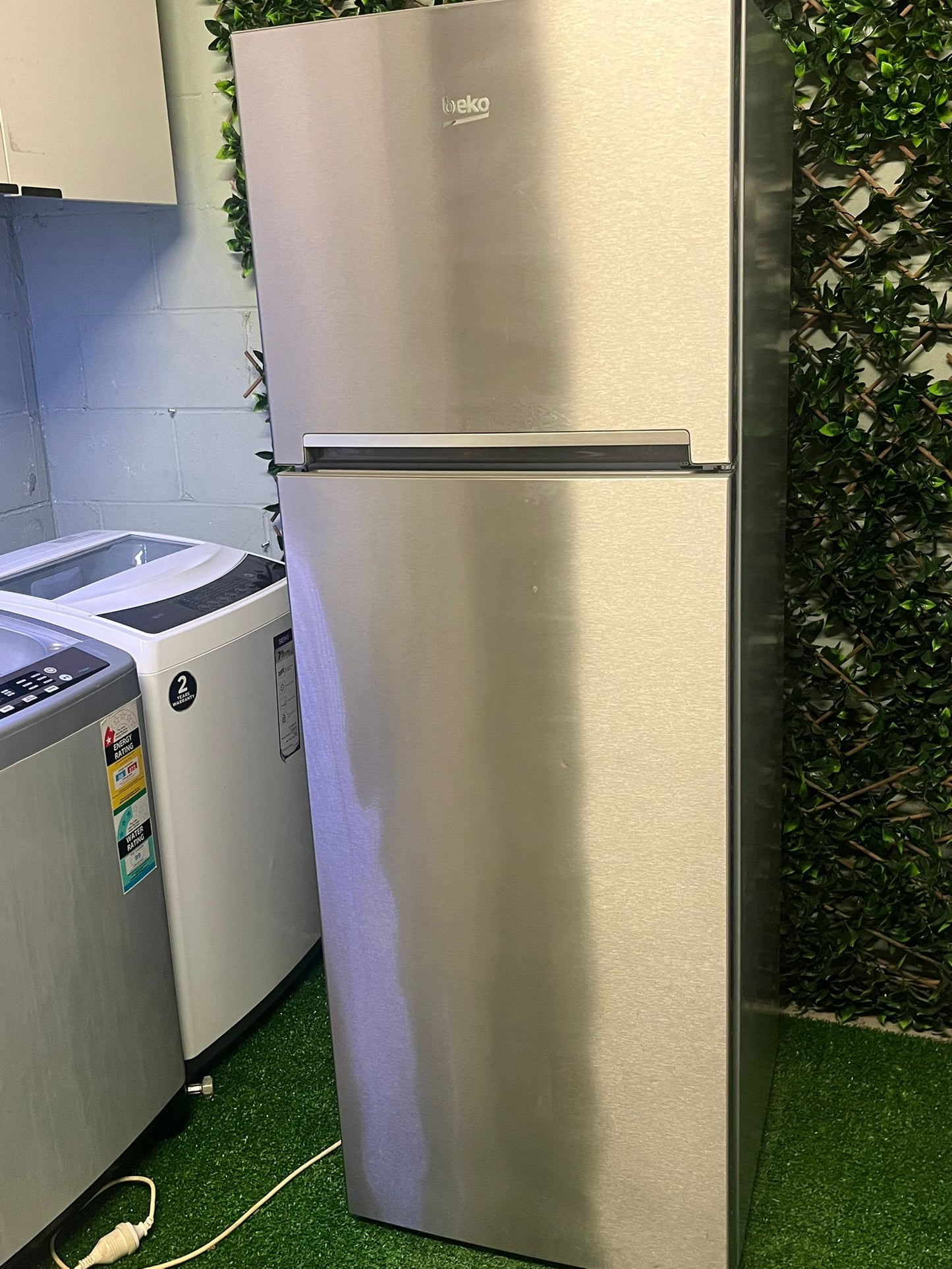Beko Stainless Steel Fridge 347L – Model RDNE350K30X