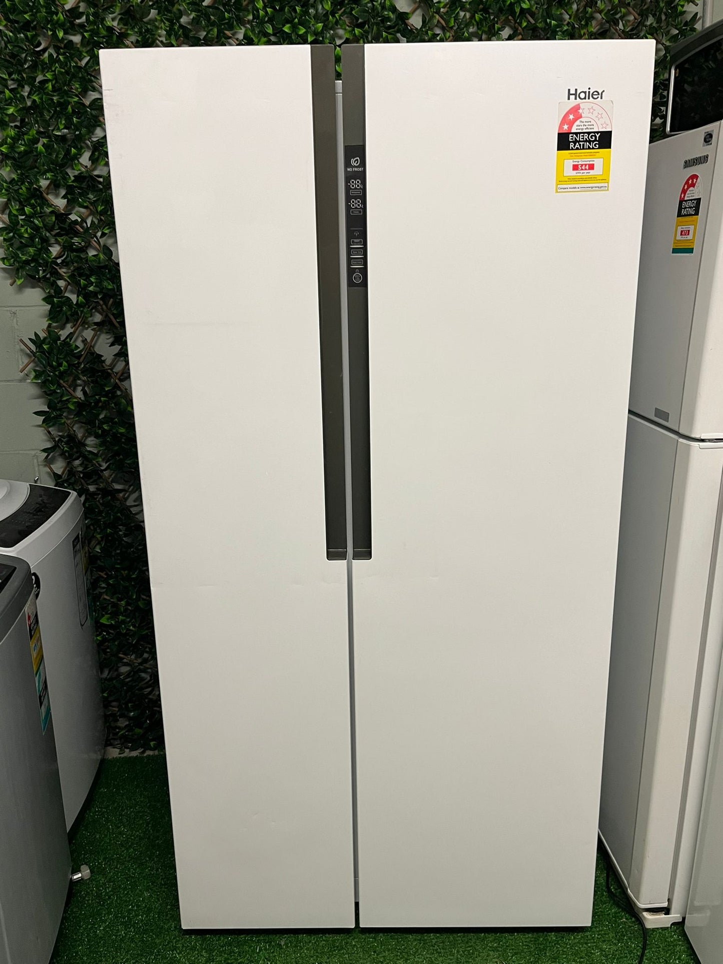 ❄️ Haier HSBS555AW Side-by-Side Fridge – 555L