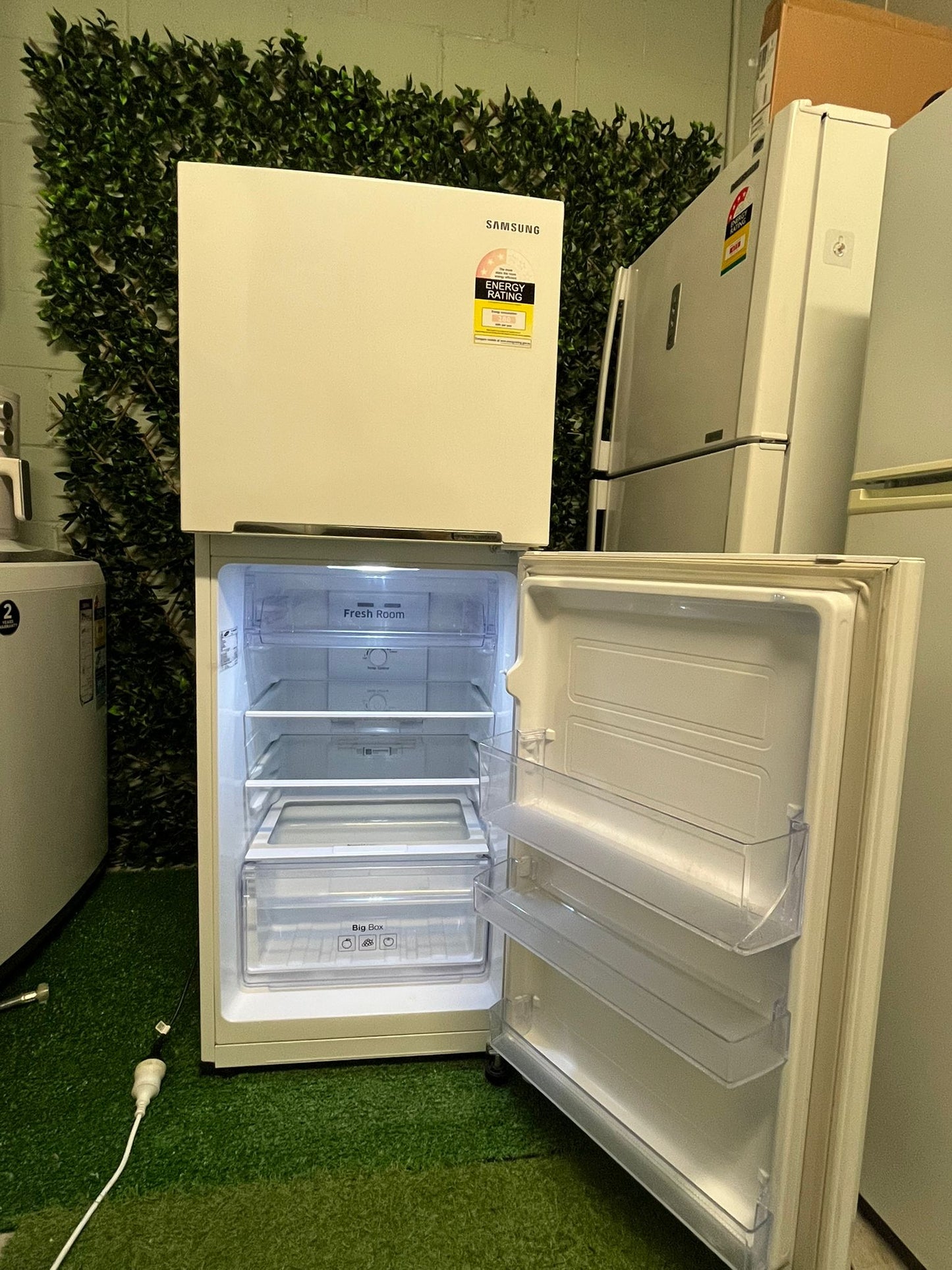 Samsung 228L Top Mount Refrigerator