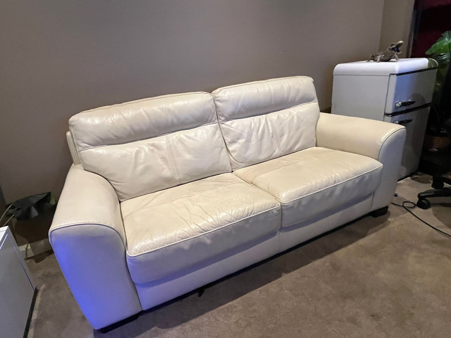 3-seater leather sofa in beige