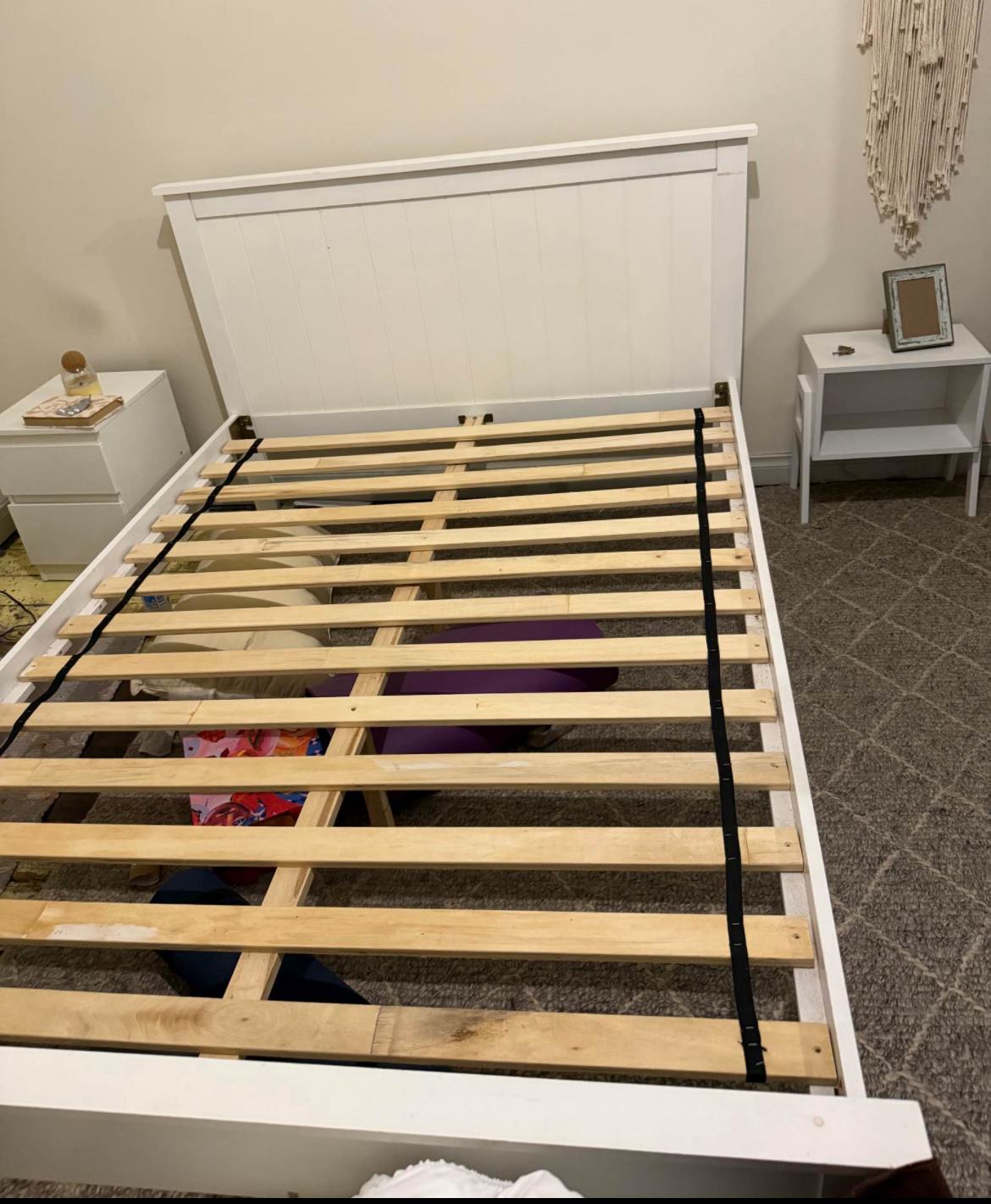 🛏️ DOUBLE SIZE BED FRAME – MODERN CLEAN DESIGN