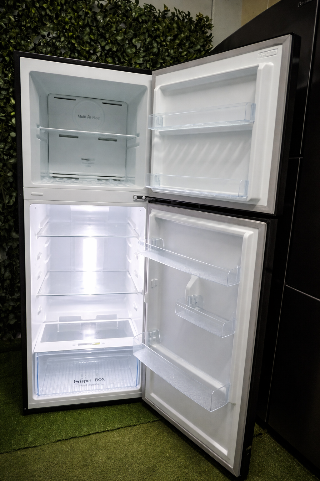 🔹 CHiQ BLACK FRIDGE – 202L MODERN DESIGN 🔹