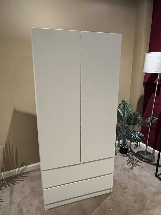 minimalist and modern wardrobe