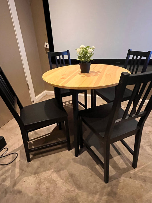 4-Seater Round Dining Set – Black & Natural Wood