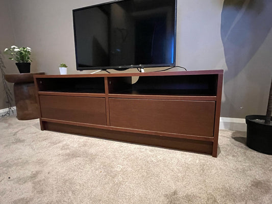 Modern Wooden TV Unit – Minimalist Style FREE DELIVERY !!