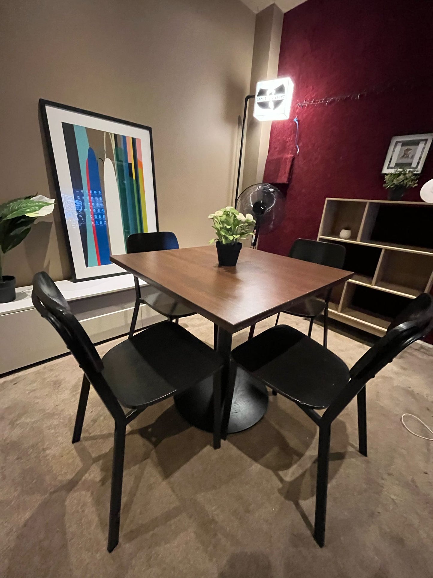 Modern 4-Seater Dining Set – Walnut Table + Black Chairs