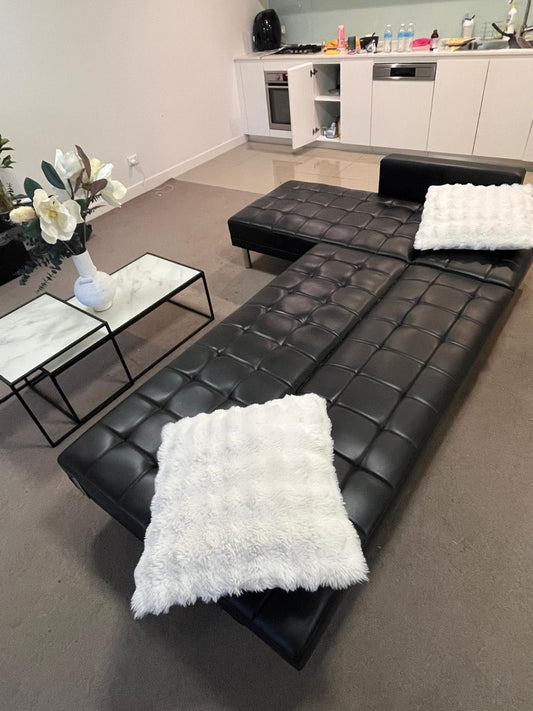 🛋 Modern Sofa Bed + 2 Coffee Tables + Decorations Included