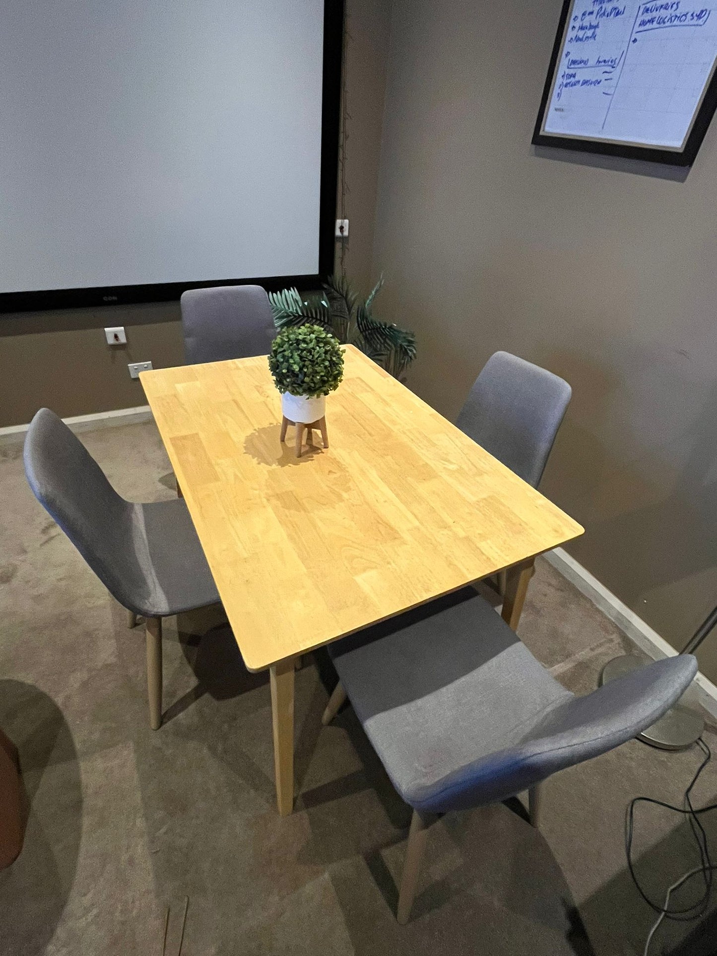 🏡 Modern Wooden Dining Set – 4 Chairs | Like New