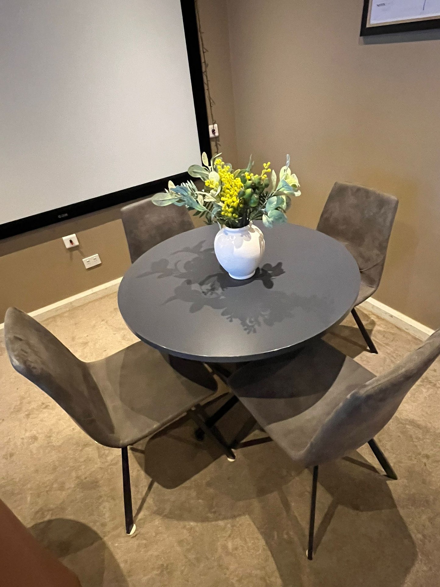 Modern Round Dining Set – 4 Chairs | Like New Condition