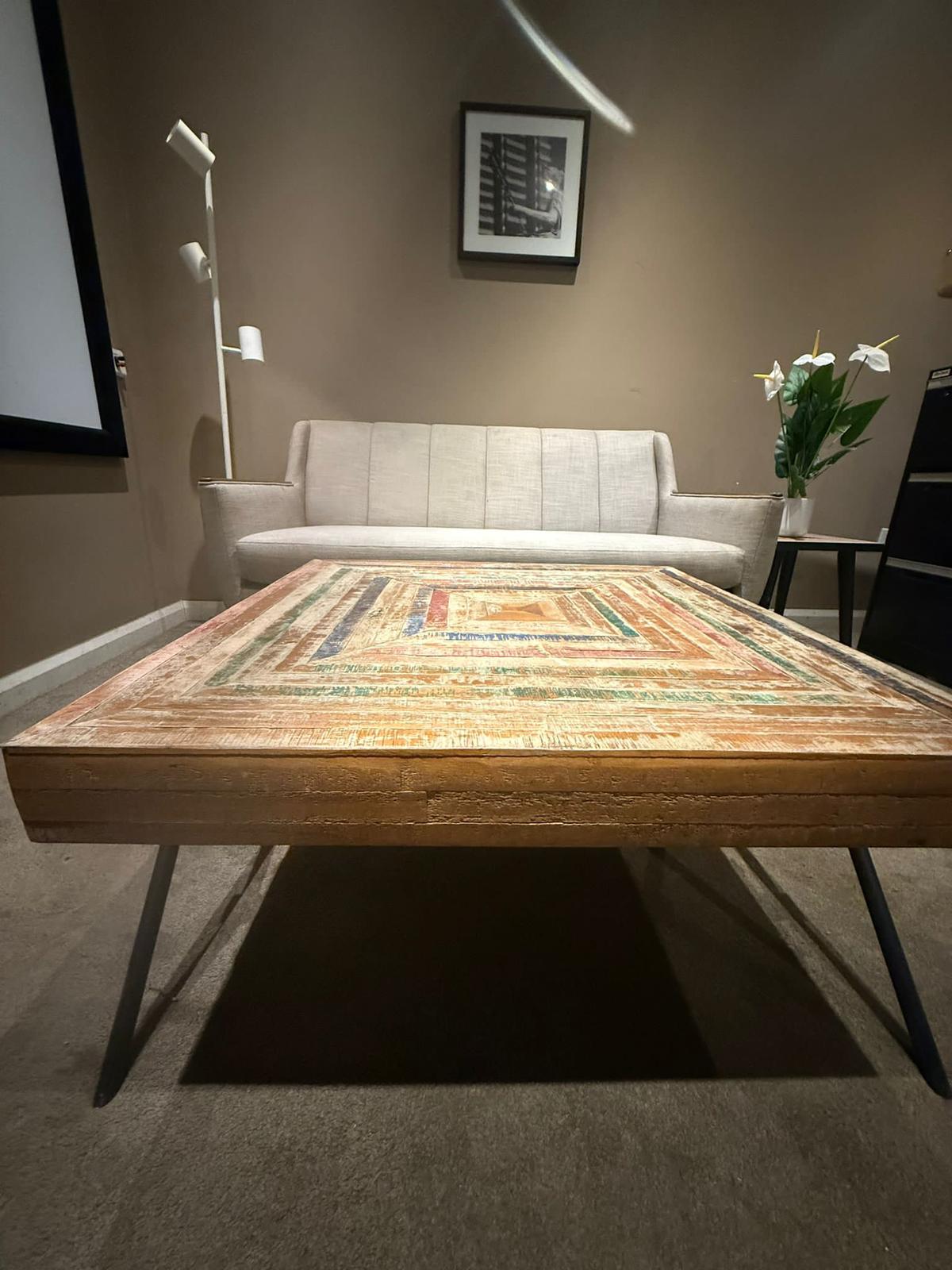 2-Seater Sofa & Coffee Table Set