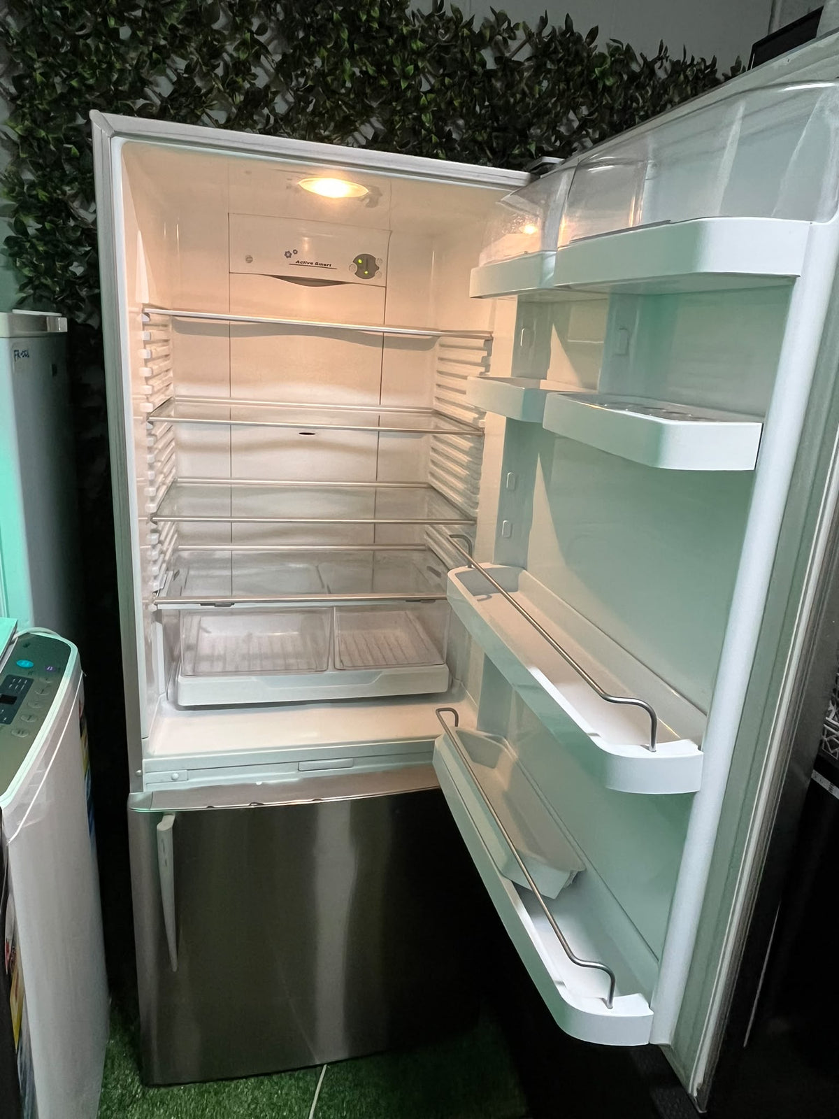 Fisher & Paykel Fridge / Freezer – Stainless Steel – Approx. 171.5cm