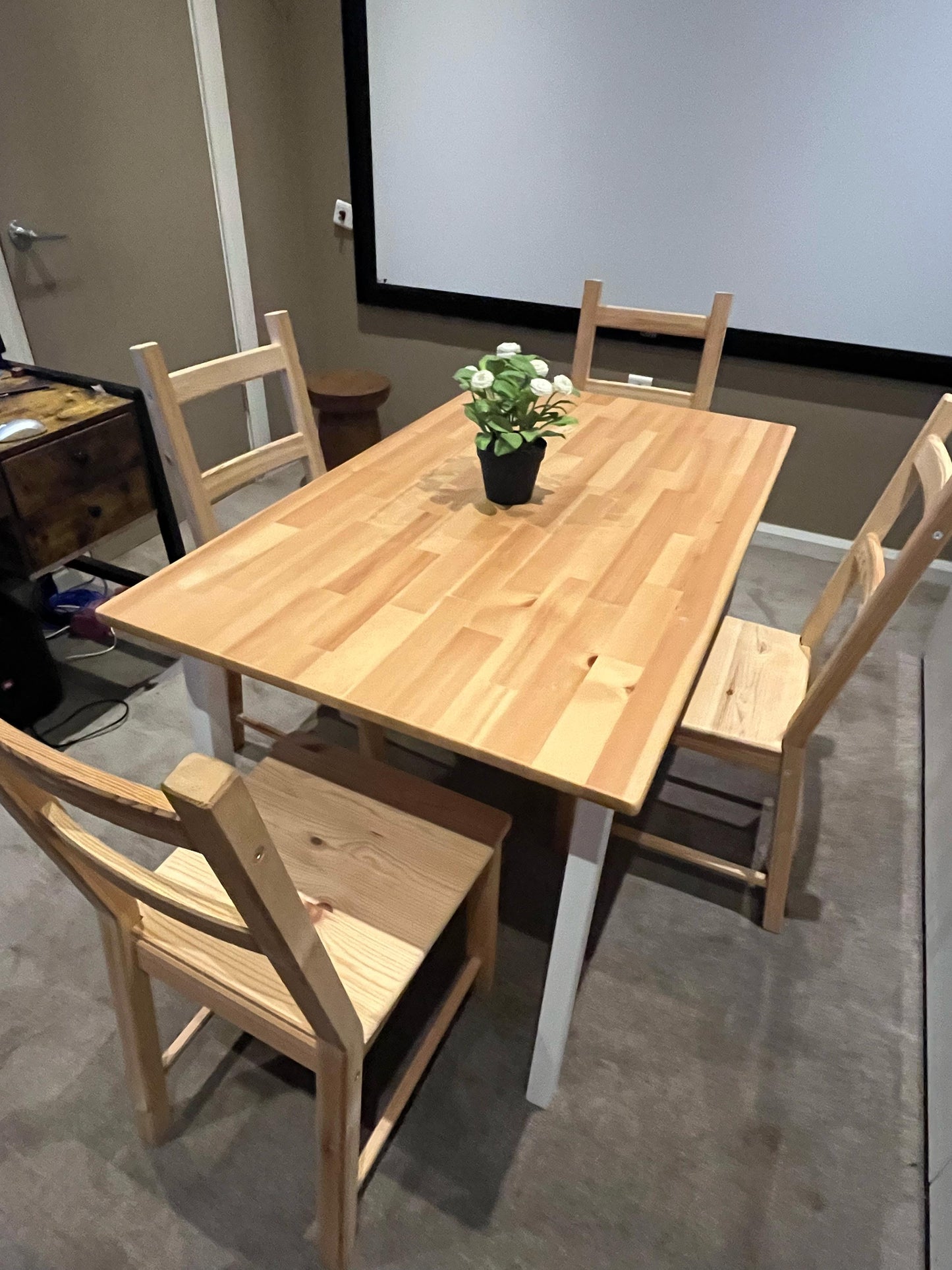 4-Seater Wooden Dining Set