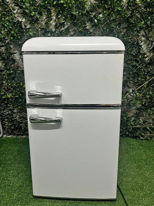 Mini Fridge CHiQ – Retro Style